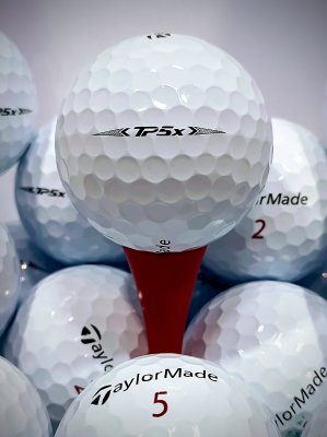 TaylorMade TP5x 2023 Golfbollar